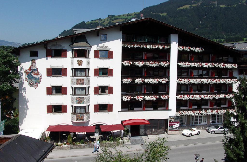 Q! Hotel Maria Theresia Kitzbuhel Luaran gambar