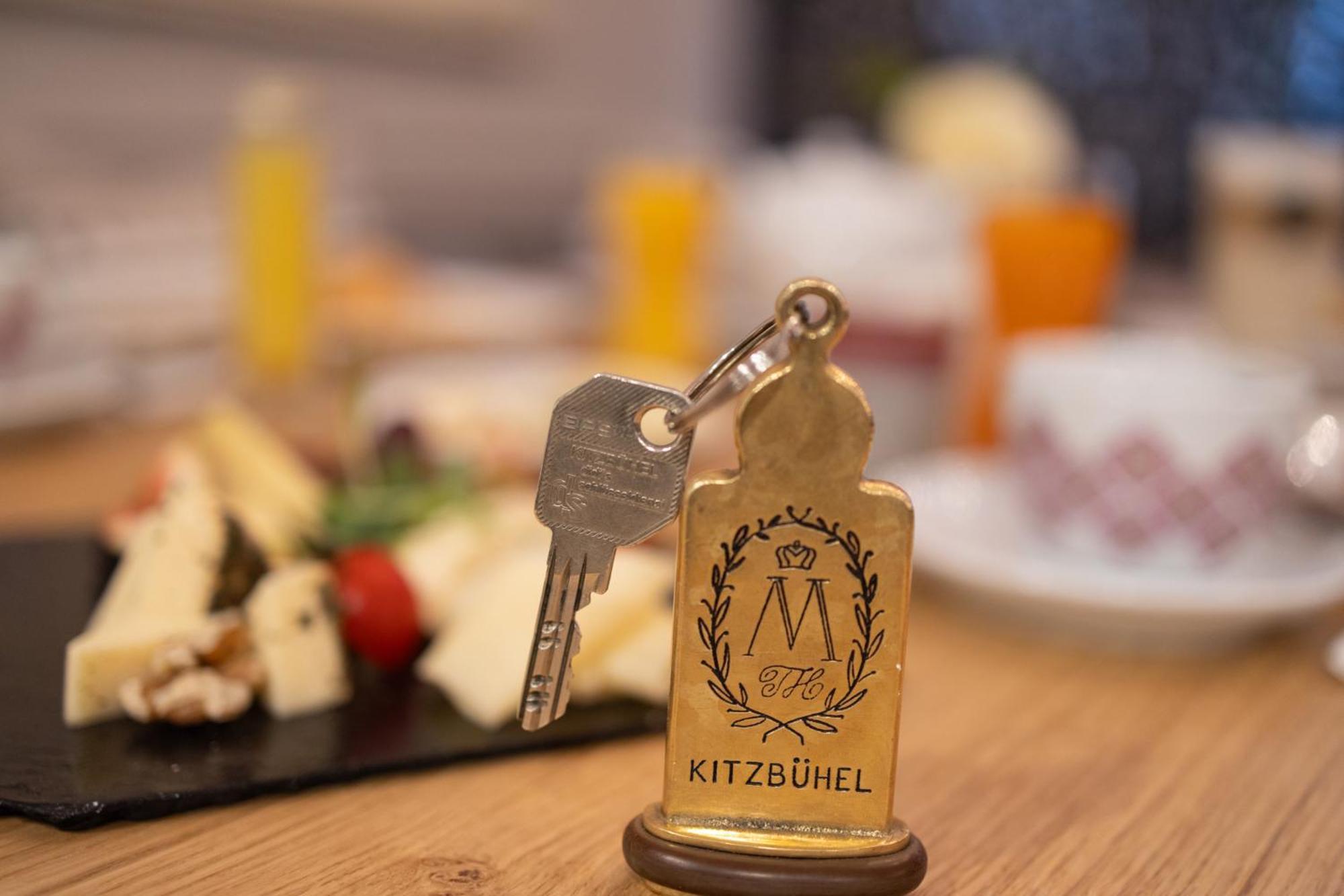 Q! Hotel Maria Theresia Kitzbuhel Luaran gambar