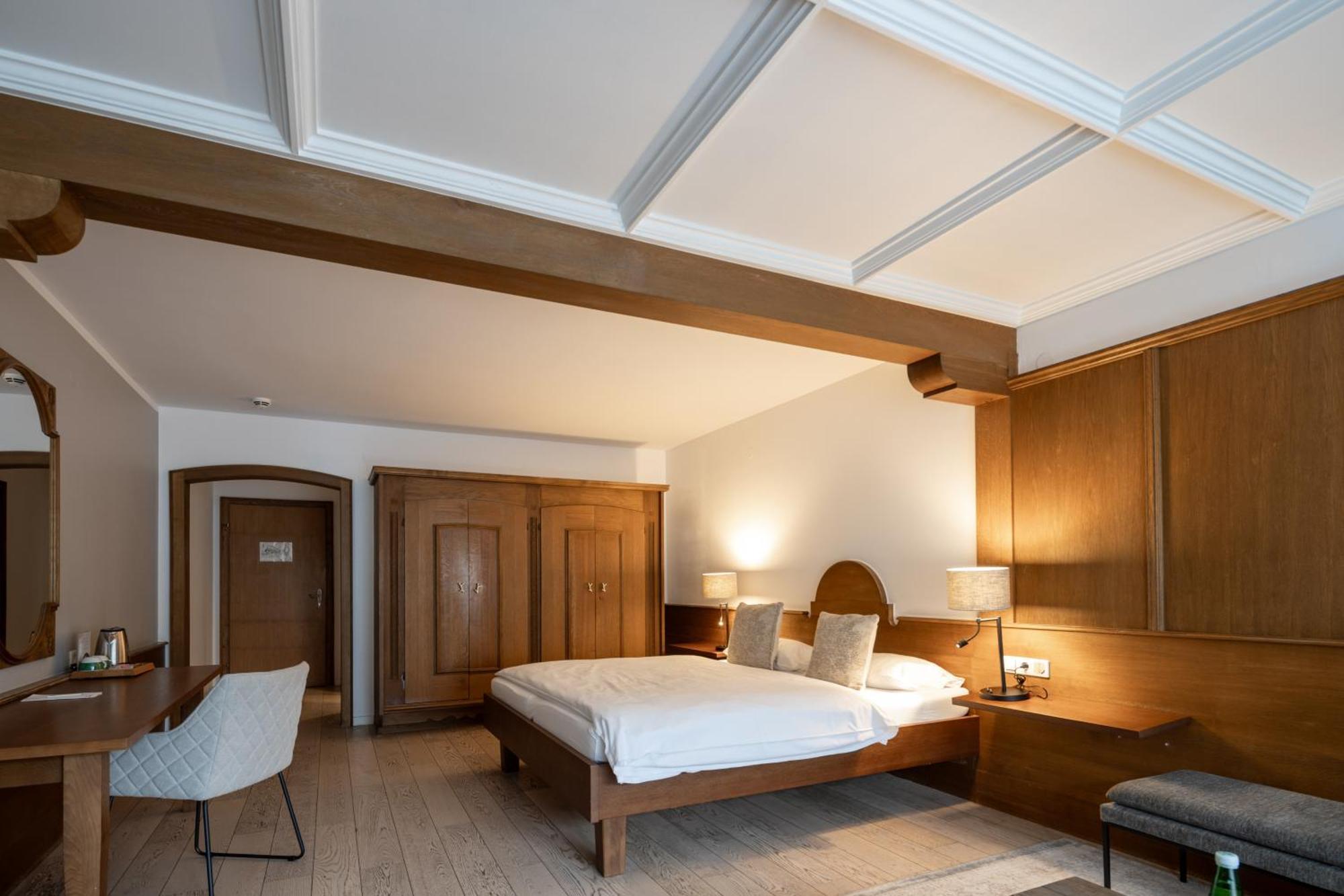 Q! Hotel Maria Theresia Kitzbuhel Luaran gambar